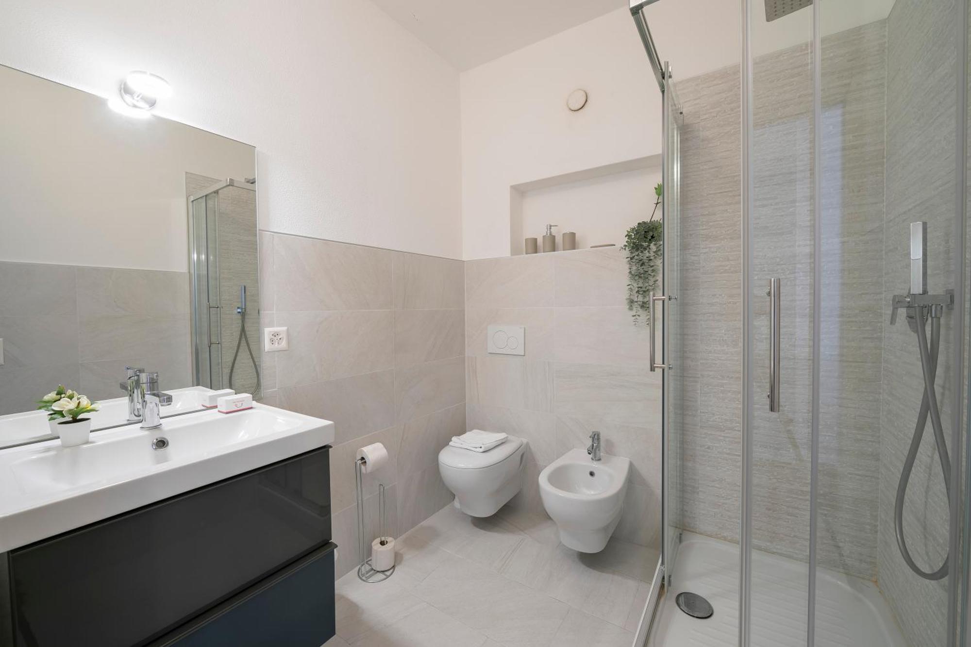 Moonlight - 150M From The Lake - Happy Rentals لوغانو المظهر الخارجي الصورة